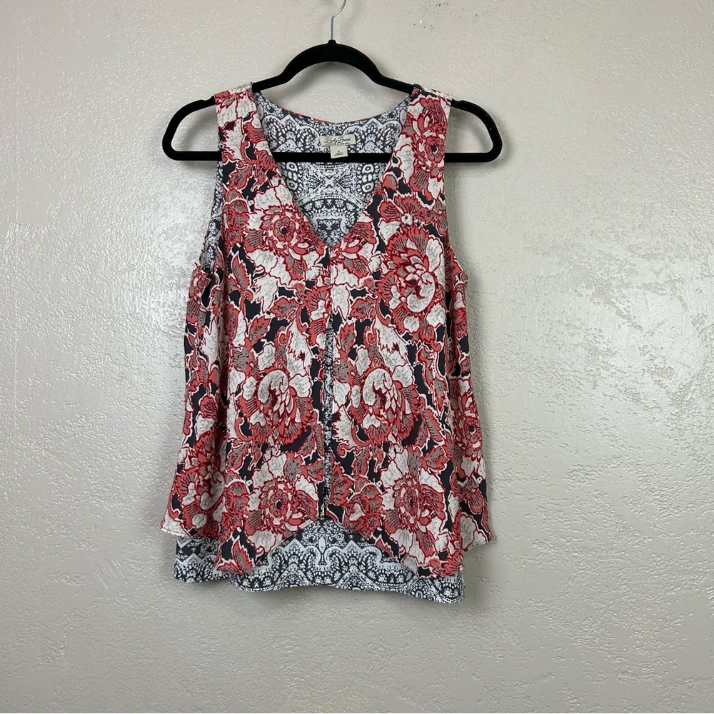 Lucky Brand Red‎ and White Floral Blouse